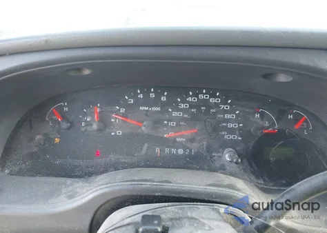 2004 Ford E-150 Commercial/Recreational z USA, uszkodzony, nr VIN 1FTRE14L54HB45884